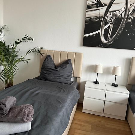 Monteur-& Ferienwohnung Eichmann Dresden Eksteriør bilde